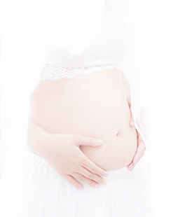 ABOUT MATERNITY PHOTO